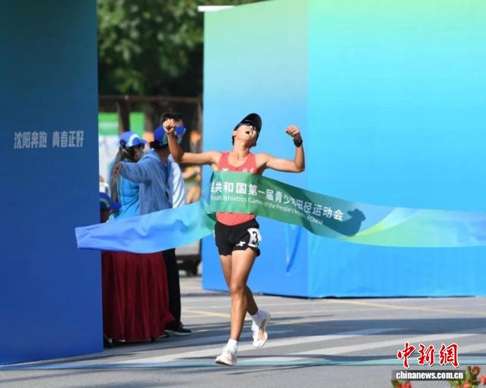 17岁小将朱宁浩首夺全国青少年田径赛5公里竞走