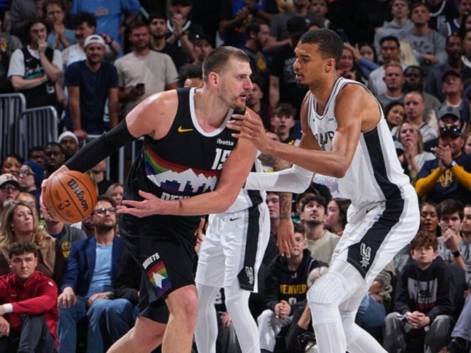 约基奇40+13助攻0失误掀翻马刺终结11连胜