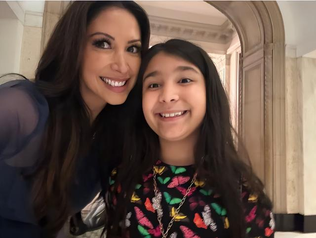 邓肯度假照曝光：低调生活引热议，家庭幸福引