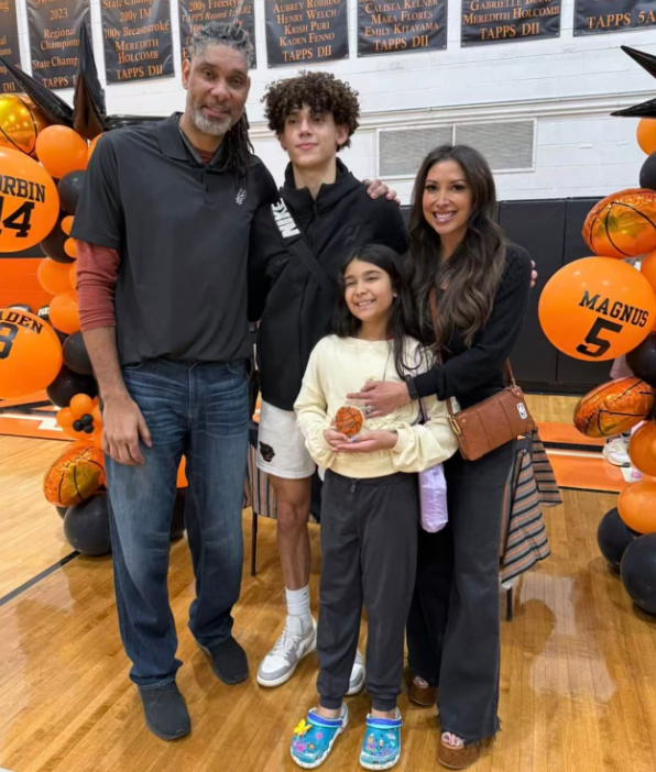 邓肯度假照曝光：低调生活引热议，家庭幸福引